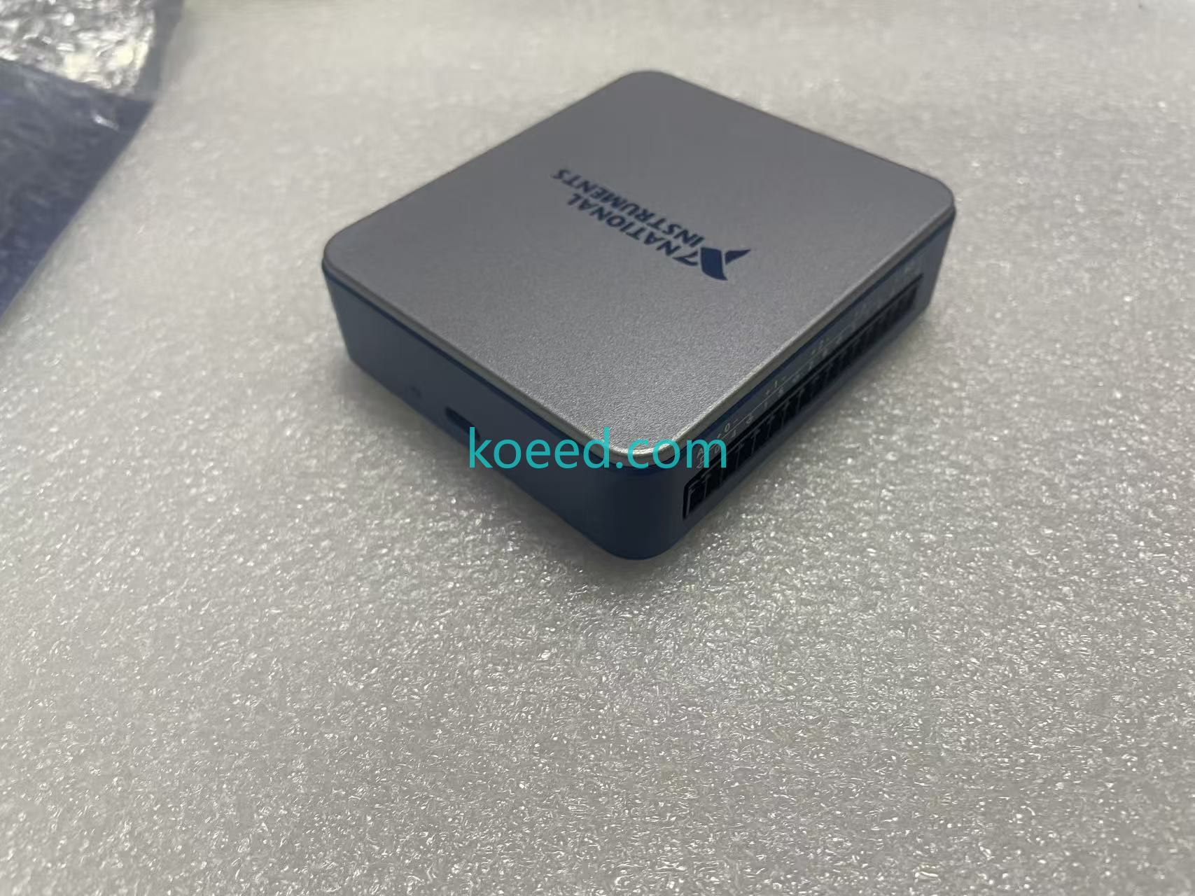 USB-6001 154424C-03L - Koeed Fashion View